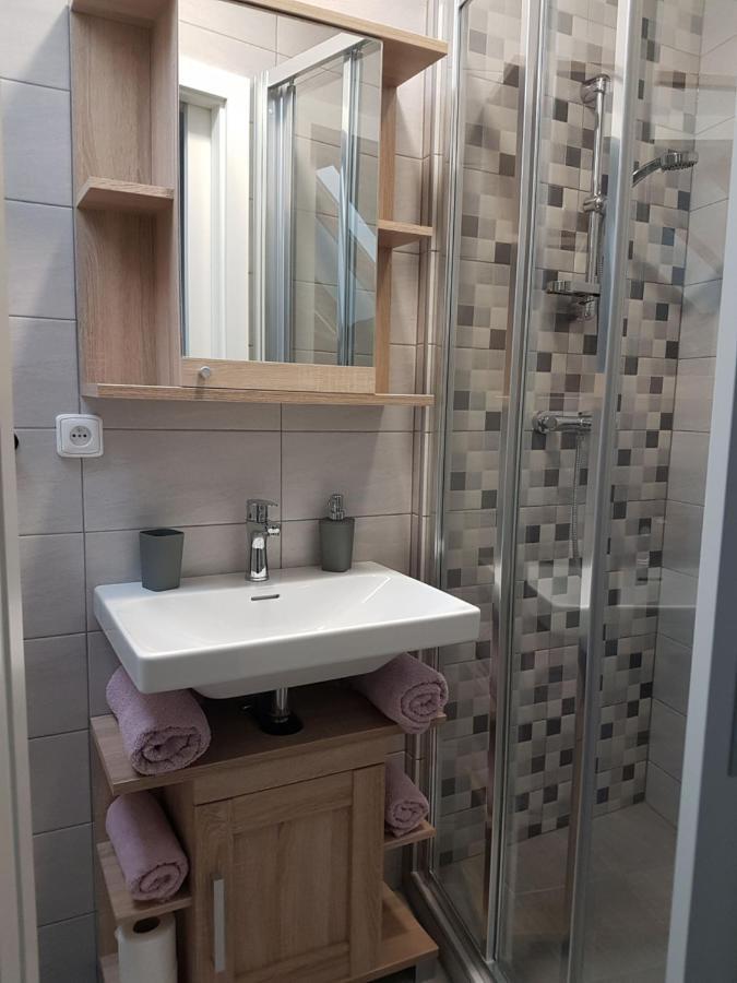 Apartman V Aleji Slavkov u Brna Ngoại thất bức ảnh